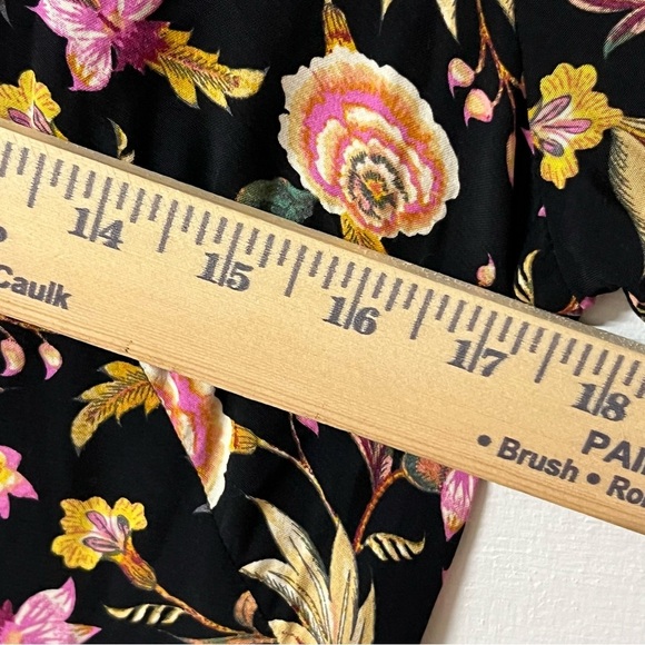 Loft Floral Print Midi Black Ruffle Sleeve Dress Size 4 Career Work Wear - Picture 8 of 9